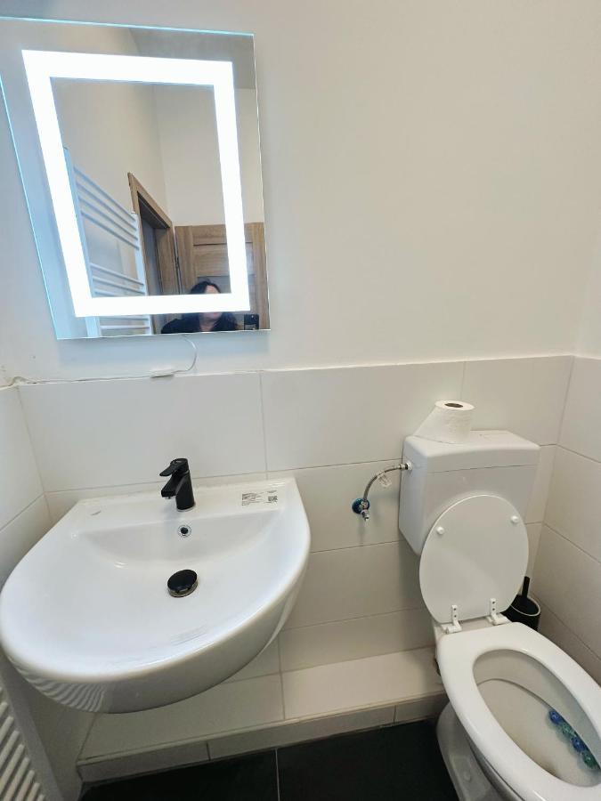 2 Schlafenzimmer Waschmaschine Eller Düsseldorf Exterior photo